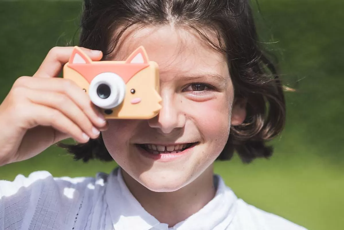 Caméra Éducative Pingouin pour Enfants 3-8 Ans | Zoofamily Marque | Design Amusant + Étui Antichoc | Appareil Photo Robuste avec Prise en Main Facile | Idéal Premières Découvertes Créatives