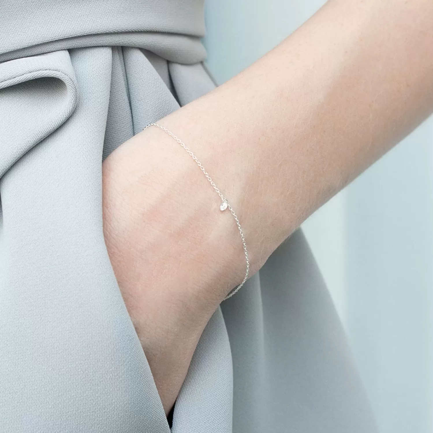 Bracelet Alkemistry Aria en or 18 carats - Diamants sertis main - Pièce de joaillerie exclusive