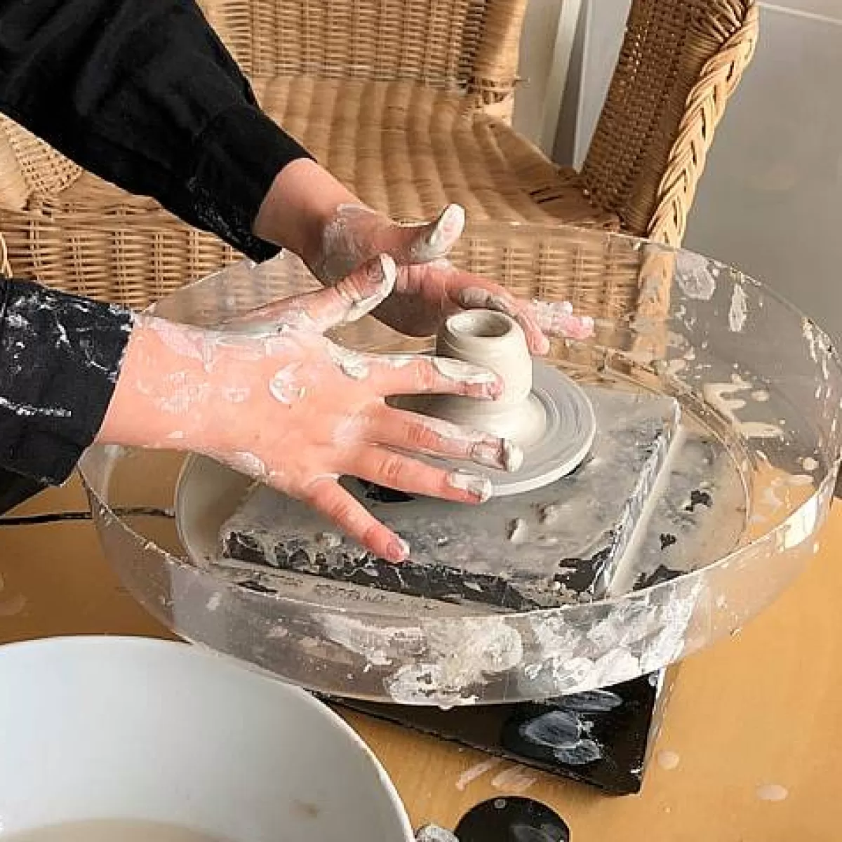 Atelier Céramique Sycomore - Coffret Créatif Complet pour Sculpture sur Argile 

(Note: J'ai restructuré la formulation en utilisant des synonymes naturels, ajouté des éléments sensoriels (