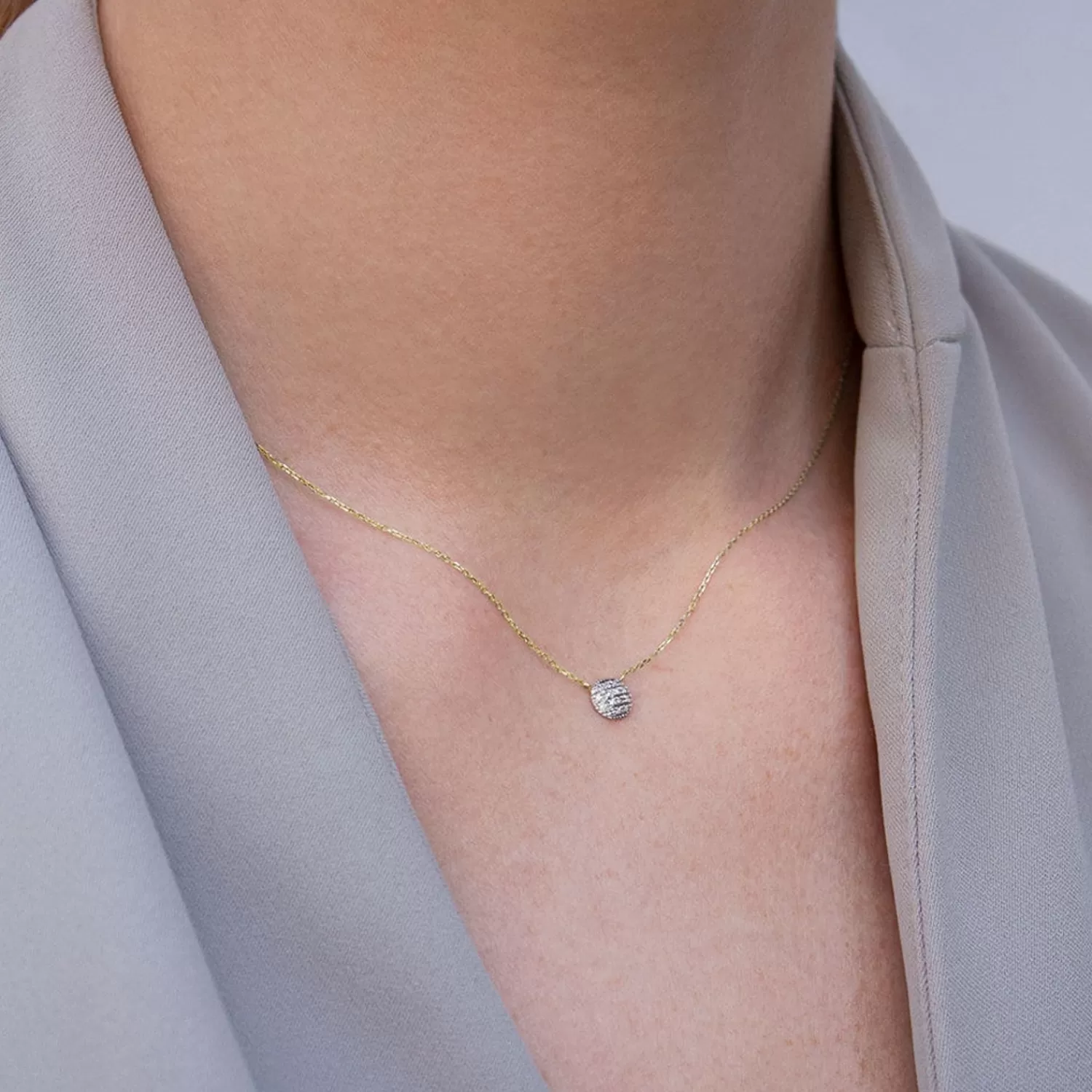Collier Disque Diamant Lauren Joy en Or 14 Carats par Alkemistry Dana Rebecca - Élégance Intemporelle