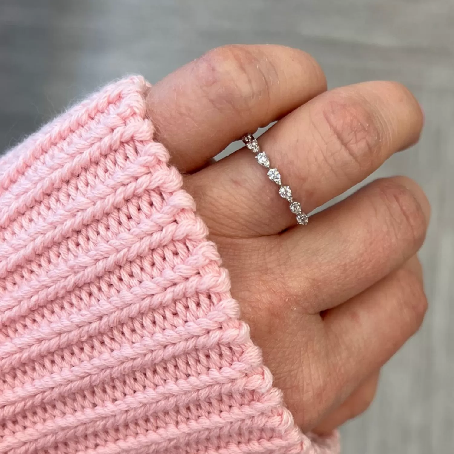 Bague Sophia Ryan en Or 14 Carats avec Assortiment de Diamants Poire - Création Exclusive Alkemistry Dana Rebecca (Disponible en Ligne)