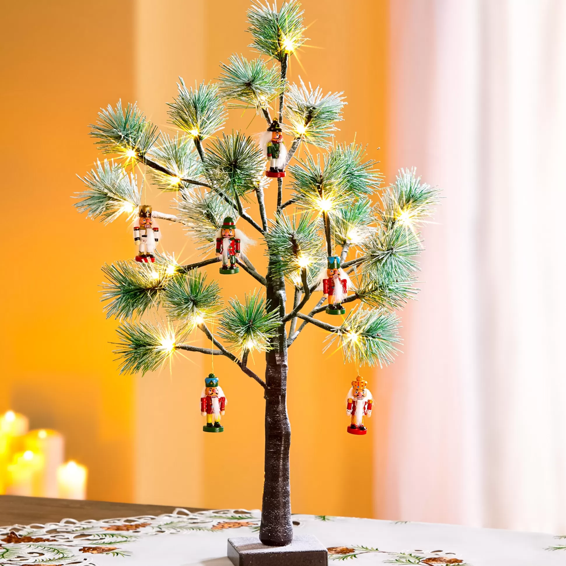 Porte-décorations Festives Casse-Noisettes - Lot de 6 Pièces pour Arbre de Noël Élégant