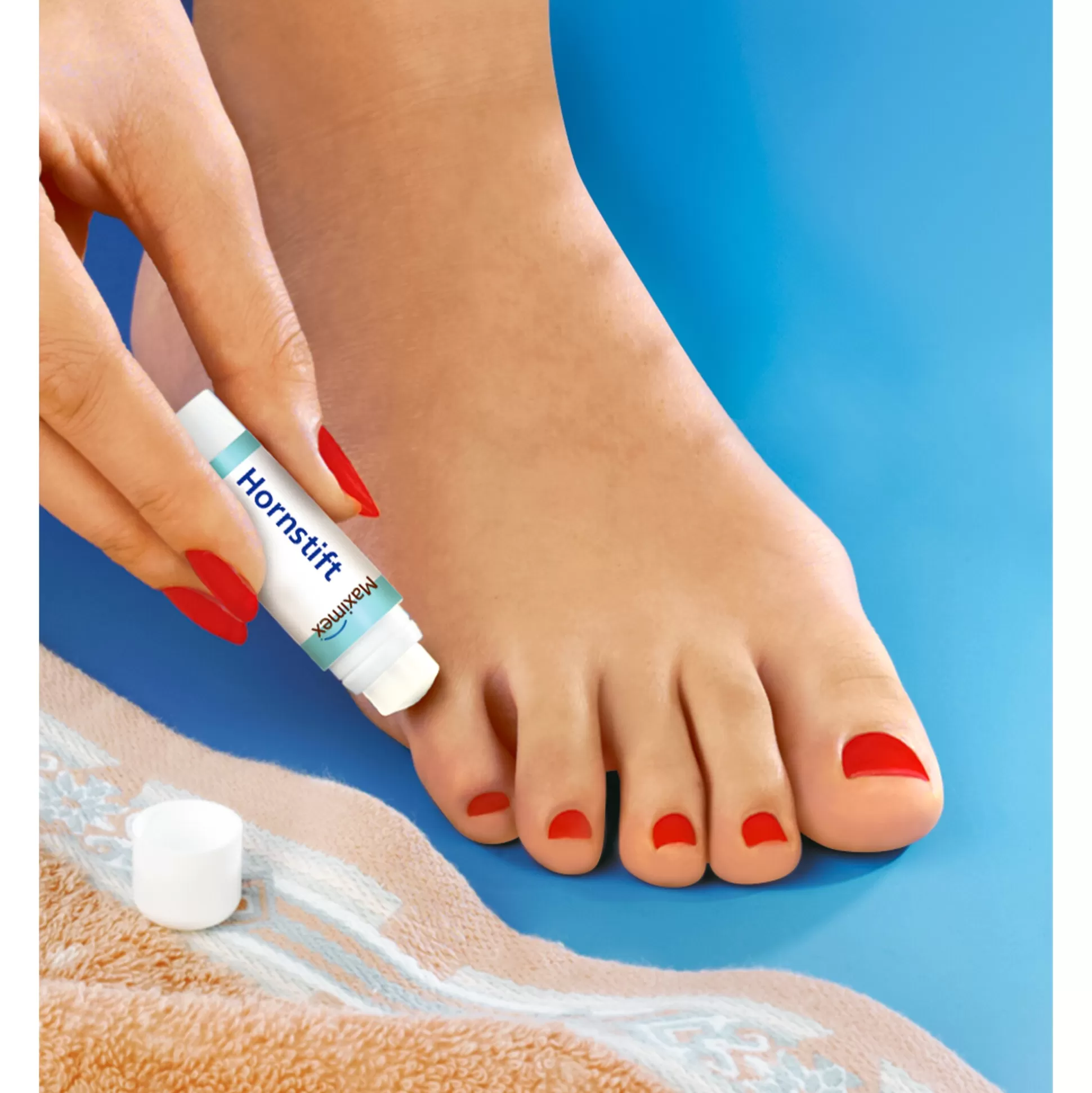 Maximex - Duo de Stylos Éliminateurs de Callosités pour Pieds Doux - Soin Intensif 5g par stick 

(Alternative option : 
Stylos Anti-Callosités Expert Maximex - Double Action pour Pieds et Mains - Duo Pratico-Efficace 5g)