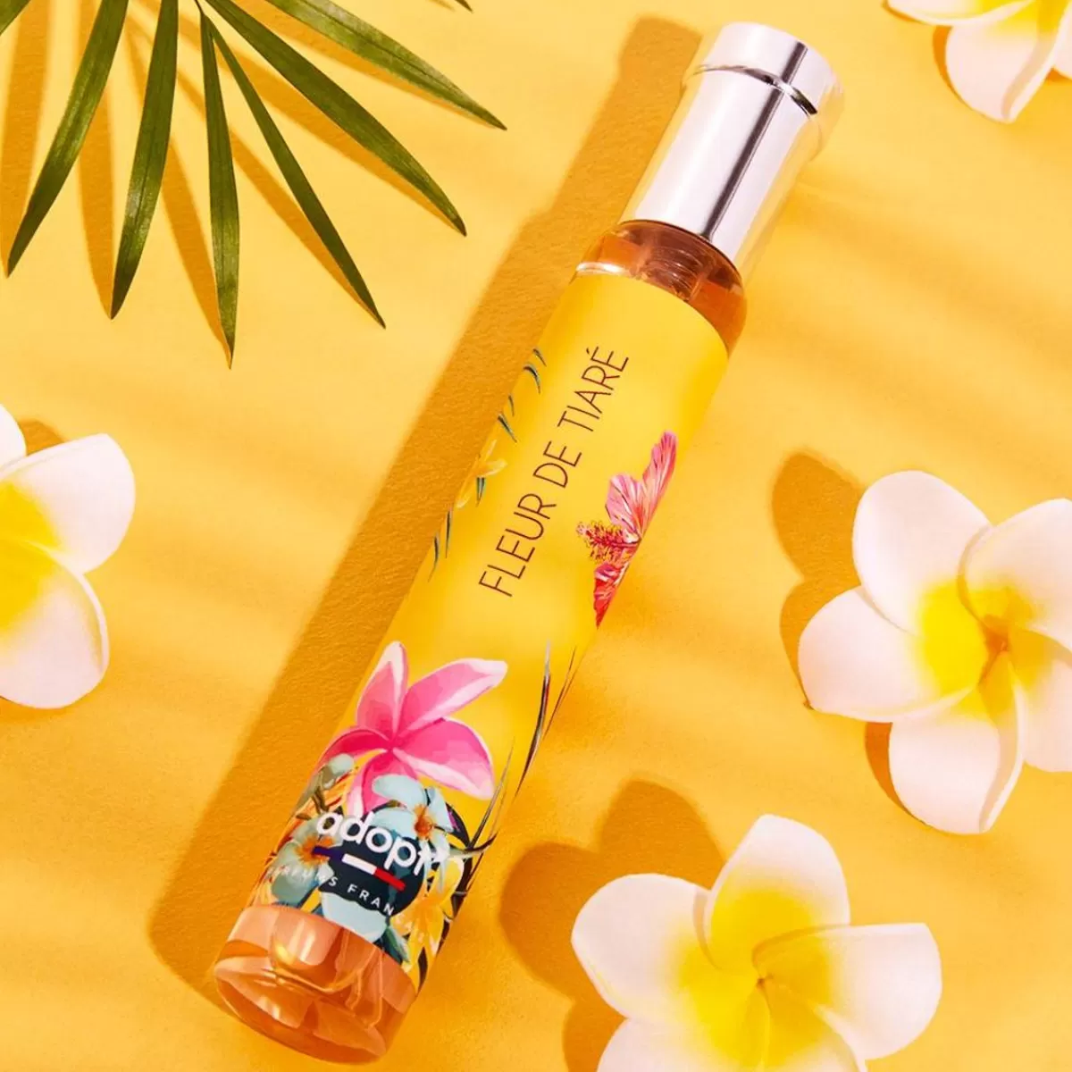 Élégante Fleur de Tiare Solaire | Parfum Naturel Écoresponsable à Adopter