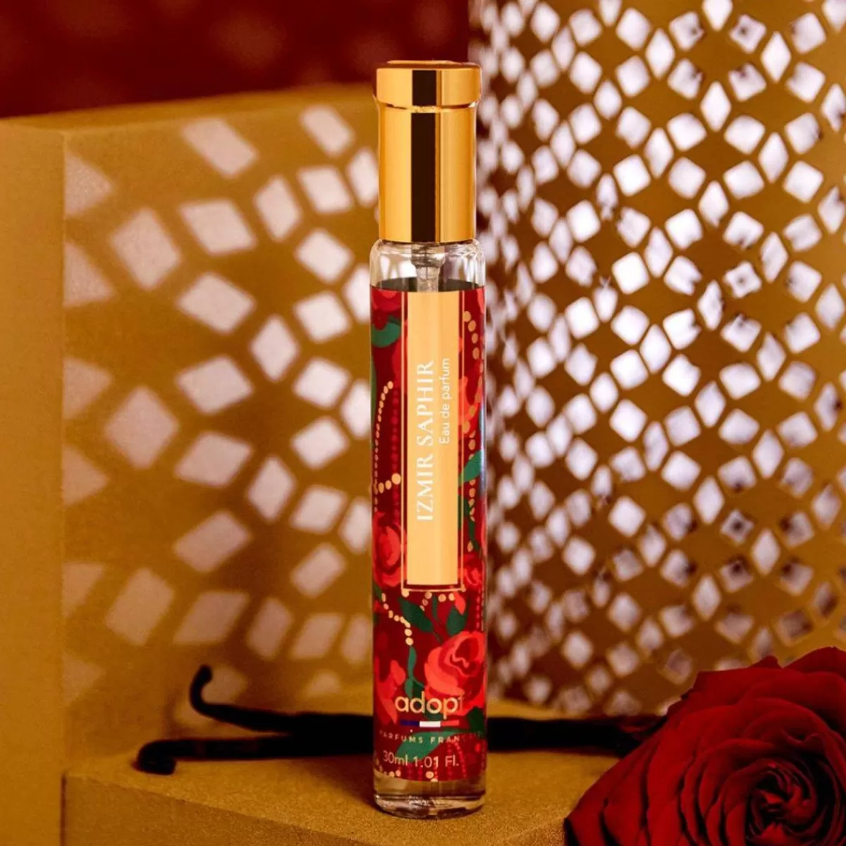 Découvrez Izmir Saphir - Une Harmonie Florale Captivante à Adopter