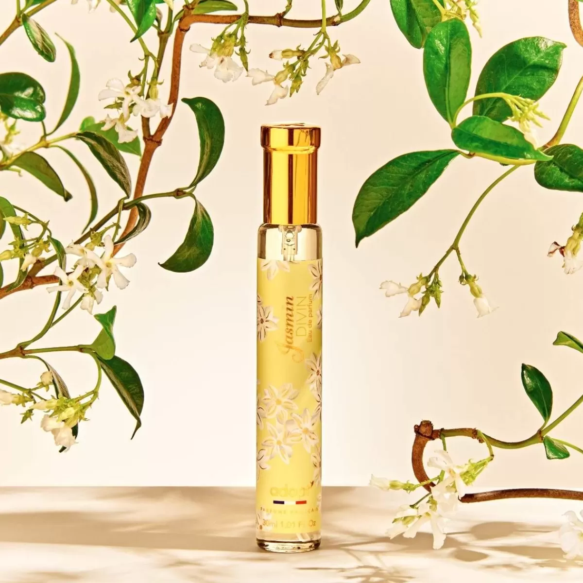 Découvrez le Jasmin Divin - Harmonie Florale à l'Essence Envoûtante
