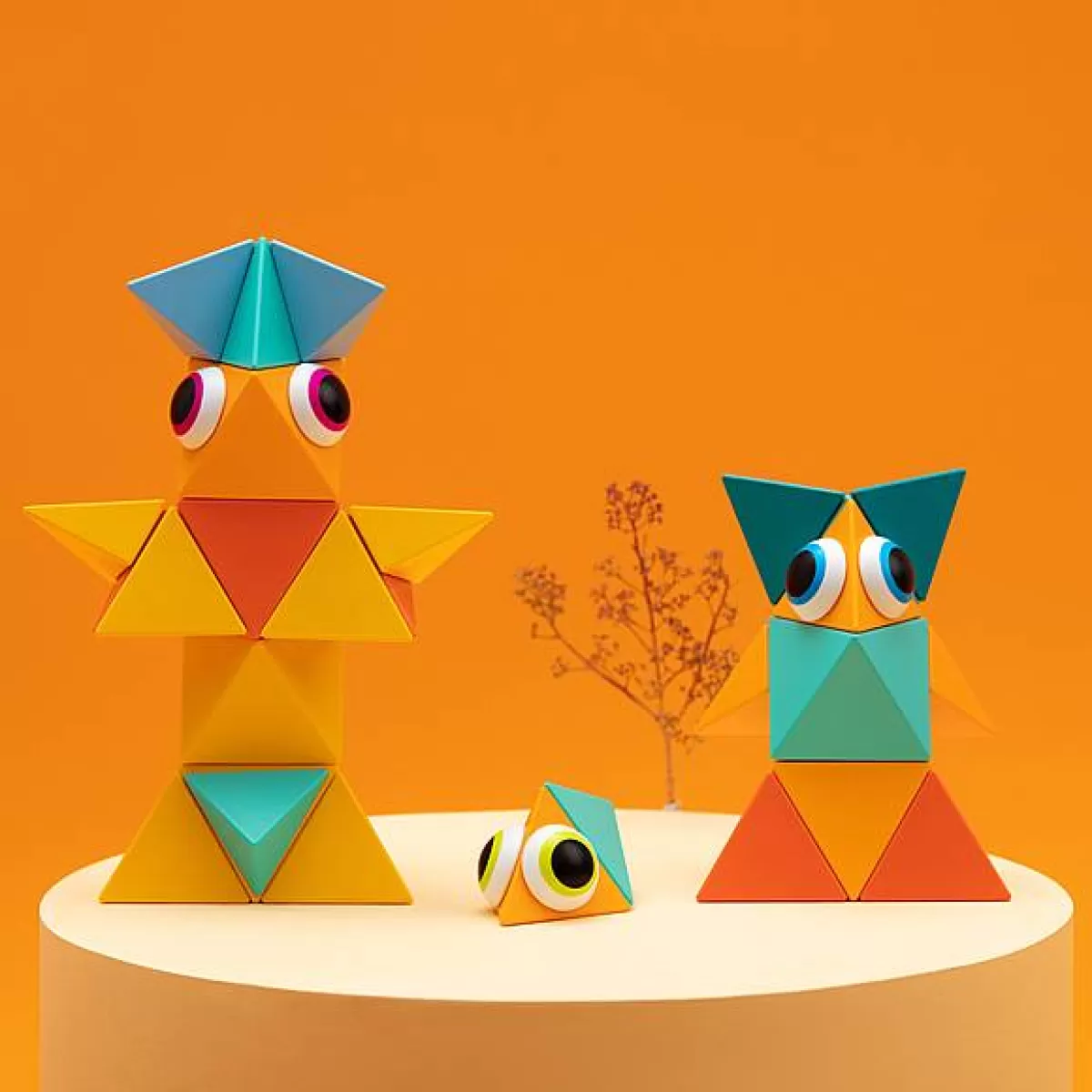 Kit de Construction Aimanté TRIDO - Jeu Éducatif Enfant avec Pièces Jaunes Vives | Cadeau Créatif 3+ Ans 

(Version alternative plus dynamique : 
TRIDO Super Set Créatif Magnétique - 120 Pièces Colorées pour Architectes en Herbe dès 5 Ans | Jouet STEM Anti-Chute)