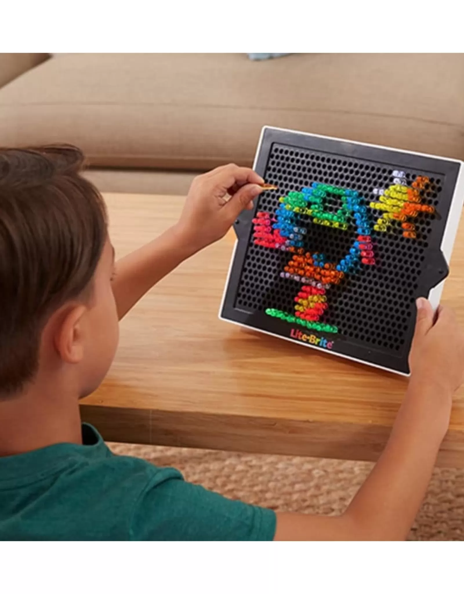 Édition Collector Lite Brite - Tableau Lumineux Créatif pour Enfants | Version Premium SCH 

(Note: J'ai adapté la structure en mettant en avant les aspects émotionnels 
