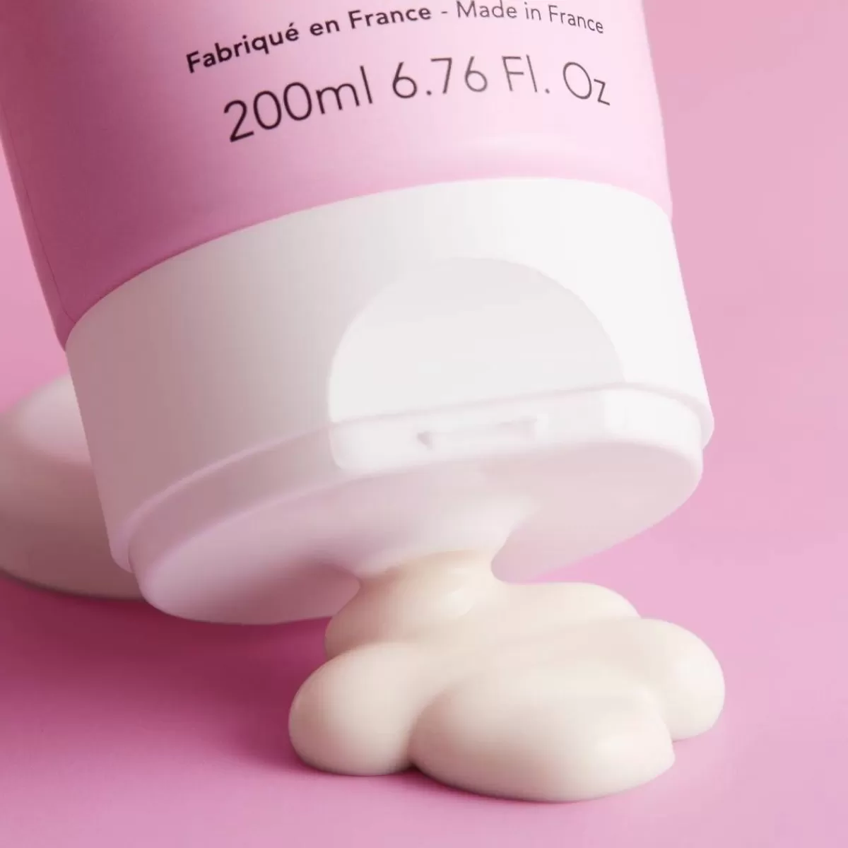 Chouchoutez la peau délicate avec Doudou Hydratant Bébé Sucre - Crème Velours pour un confort quotidien