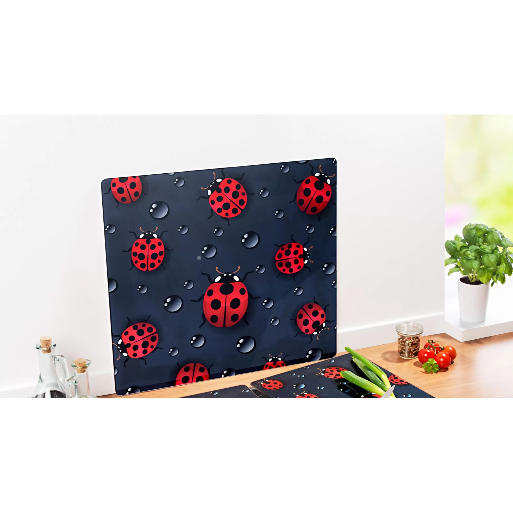 Plaques de recouvrement décoratives Genialo - Motif Coccinelles Élégantes pour Plan de Travail | Décoration Murale Naturelle et Raffinée