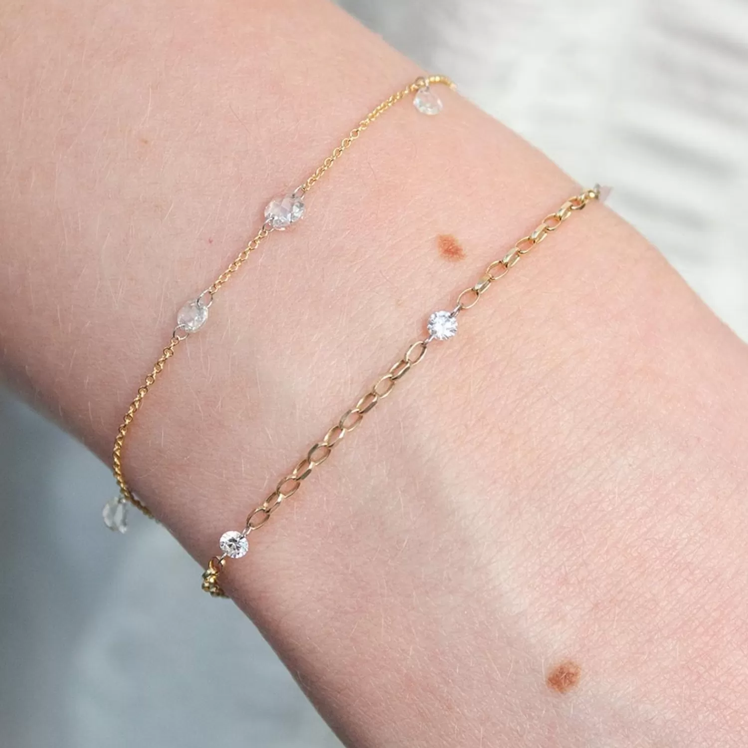Bracelet Chaîne Alkémistry : Éclat Doré avec 3 Diamants – Or 18 Carats en Promotion Exclusive