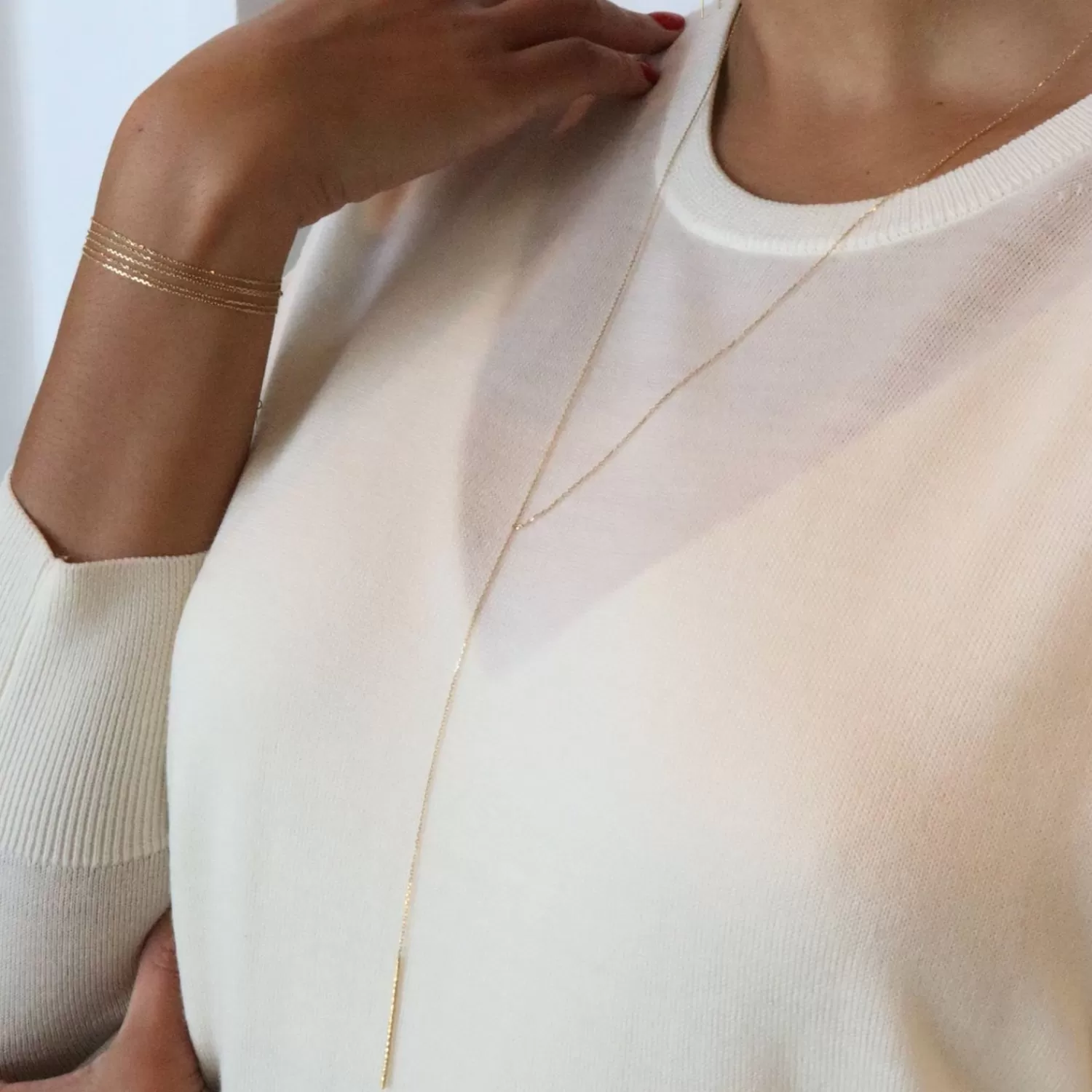 Lariat Doré Alkémia - Collier sautoir or 18 carats avec chaîne barrette et reflets nacrés | Promotion exclusive