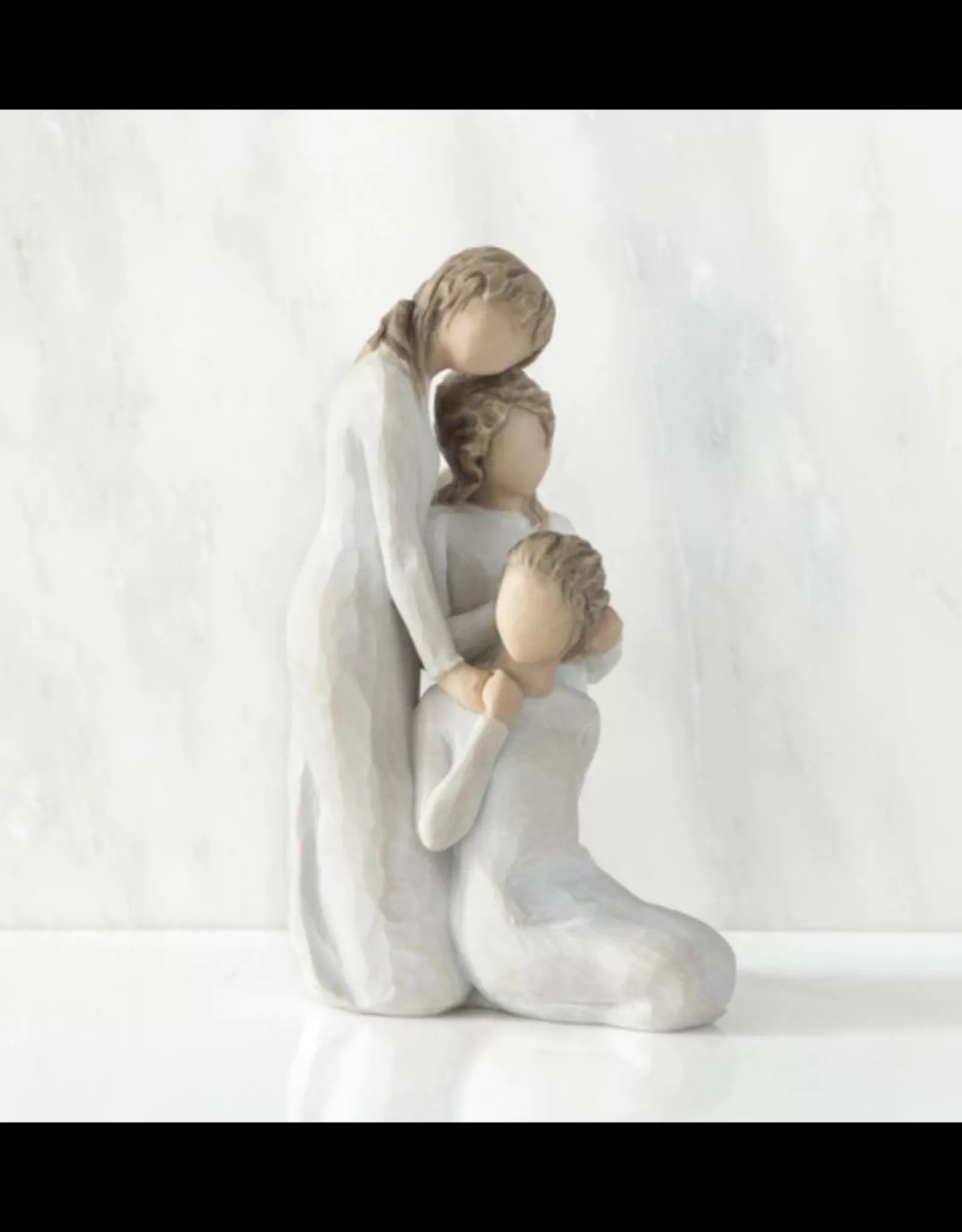 Maman Éternelle - Sculpture Émotionnelle en Saule & Douceur Apaisante pour la Fête des Mères