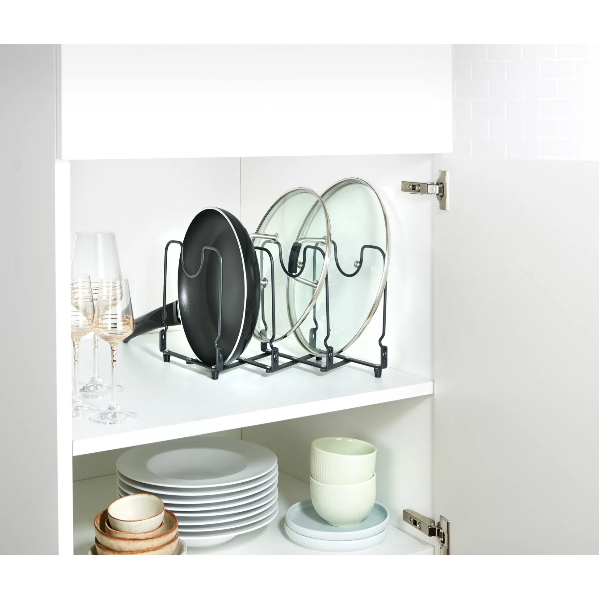 Étagères Rangements & Chariots Culinaires | Solutions Genialo pour Couvercles et Batteries de Casseroles - Organisation Cuisine Intelligente