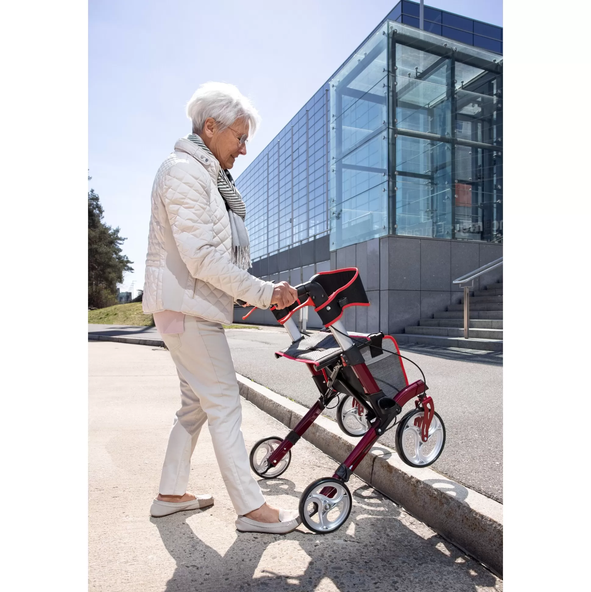 Déambulateur Pliable Antar Rollator - Léger et Compact pour un Transport Facile