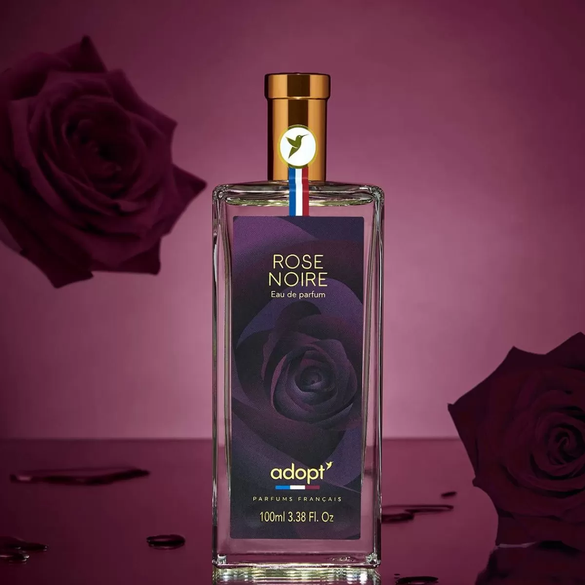 Élégance Noire Absolue : Édition Collector Limitée de la Rose Mystérieuse