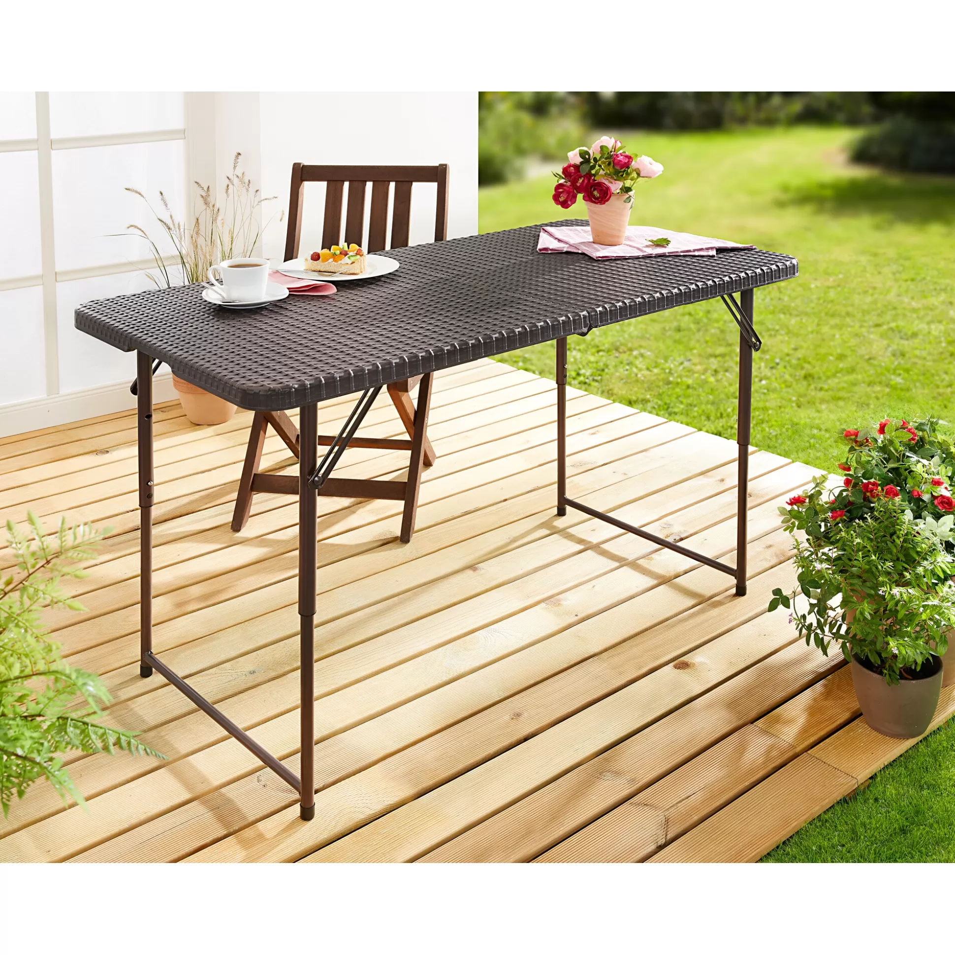 Table pliante compacte pour extérieur - Solution gain de place élégante