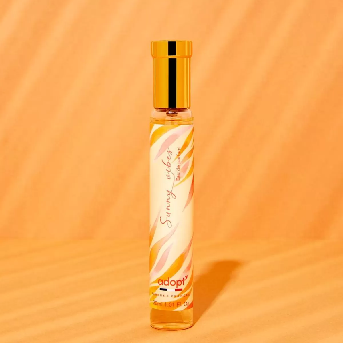 Éclat Solaire : Vibrations Estivales en Eau de Parfum Envoûtante