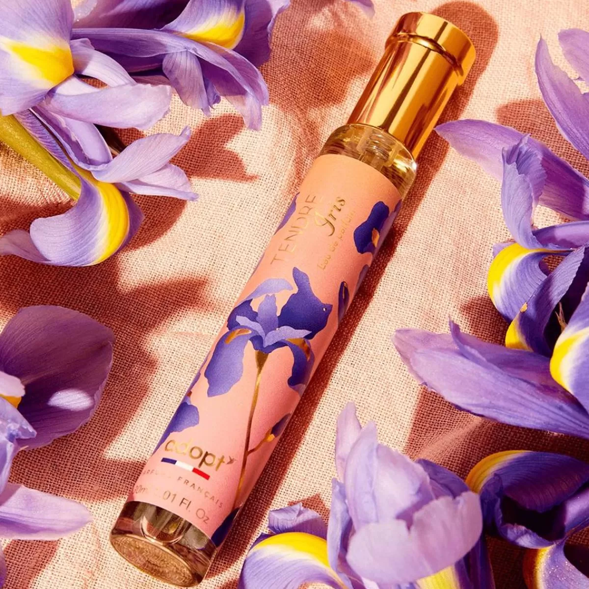 Élégance de l'Iris Tendre - Fragrance Florale à Adopter